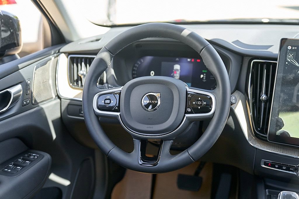 New 2026 Volvo XC60 T8 Plus w/ Climate Package AWD/4WD image 27
