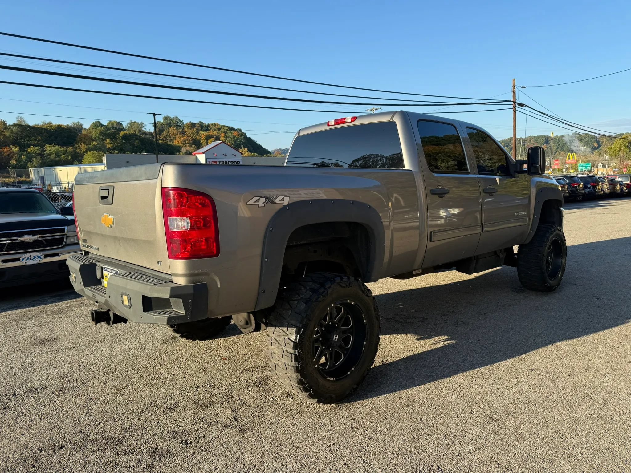 Used 2014 Chevrolet Silverado 2500 LT AWD/4WD image 6
