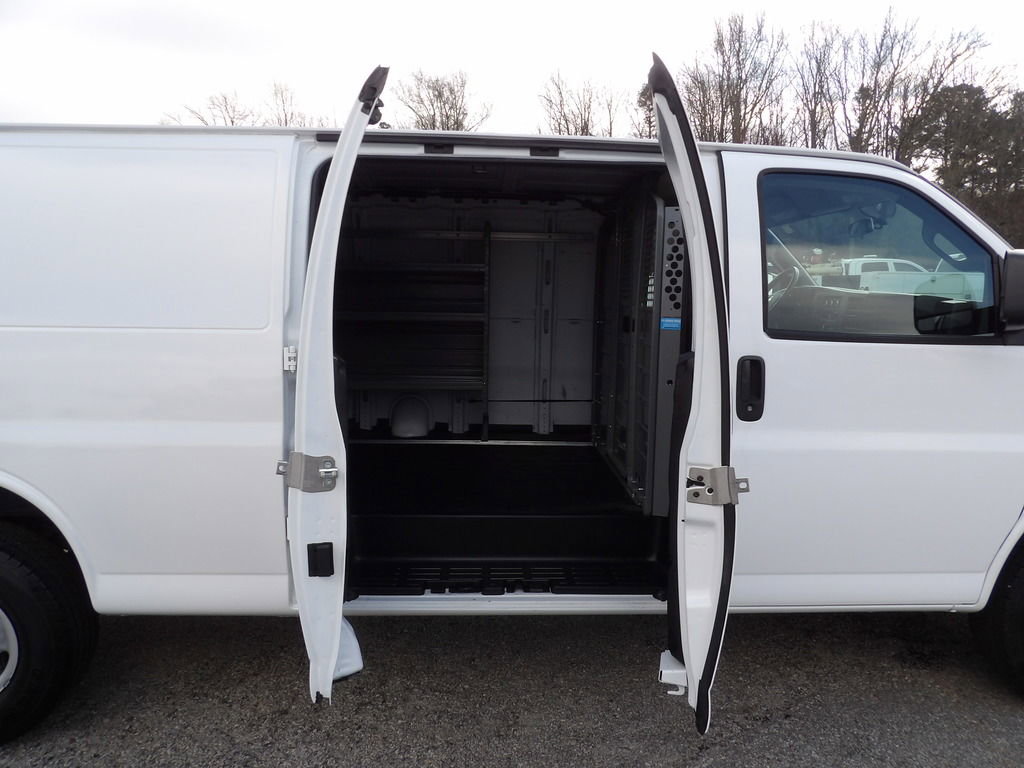 Used 2022 Chevrolet Express 2500 Extended w/ Driver Convenience Package image 25