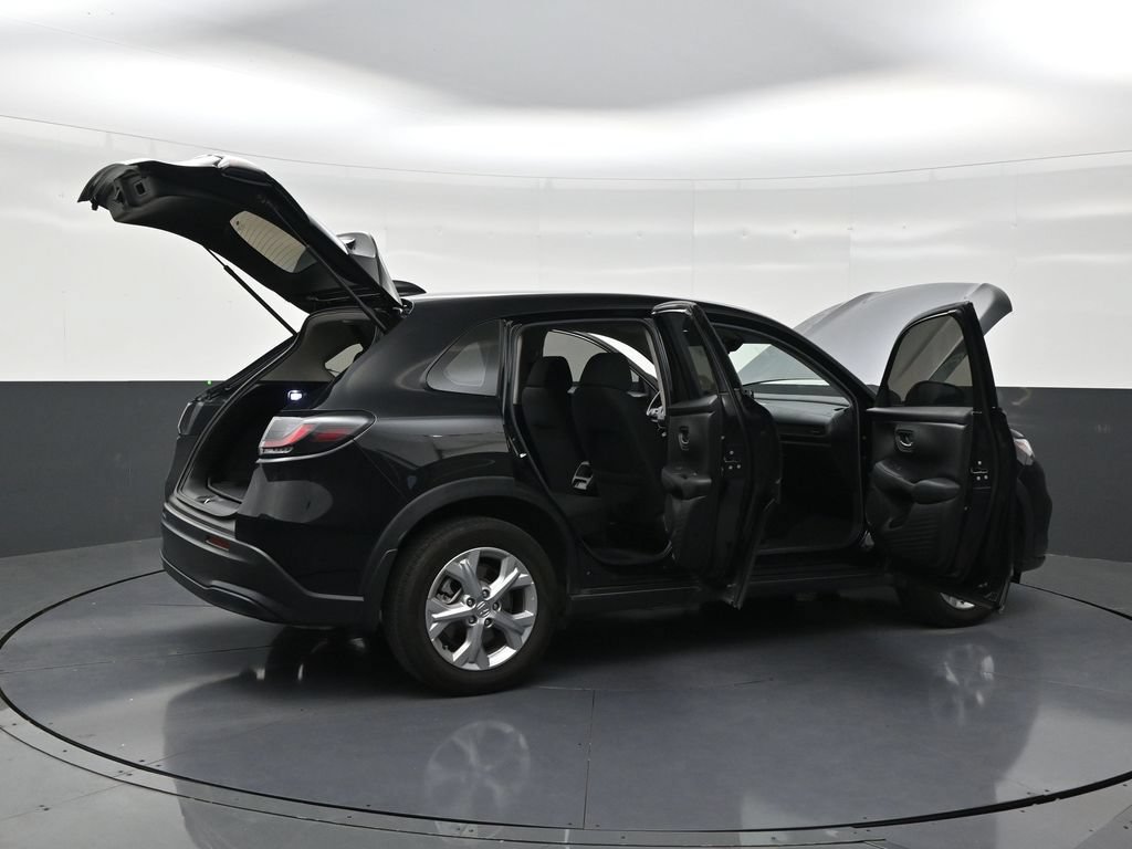 Used 2025 Honda HR-V LX image 27