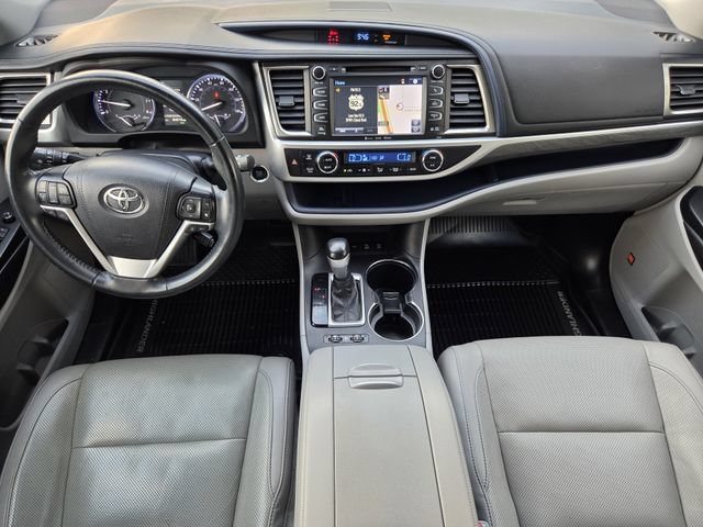 Used 2019 Toyota Highlander Limited AWD/4WD image 23