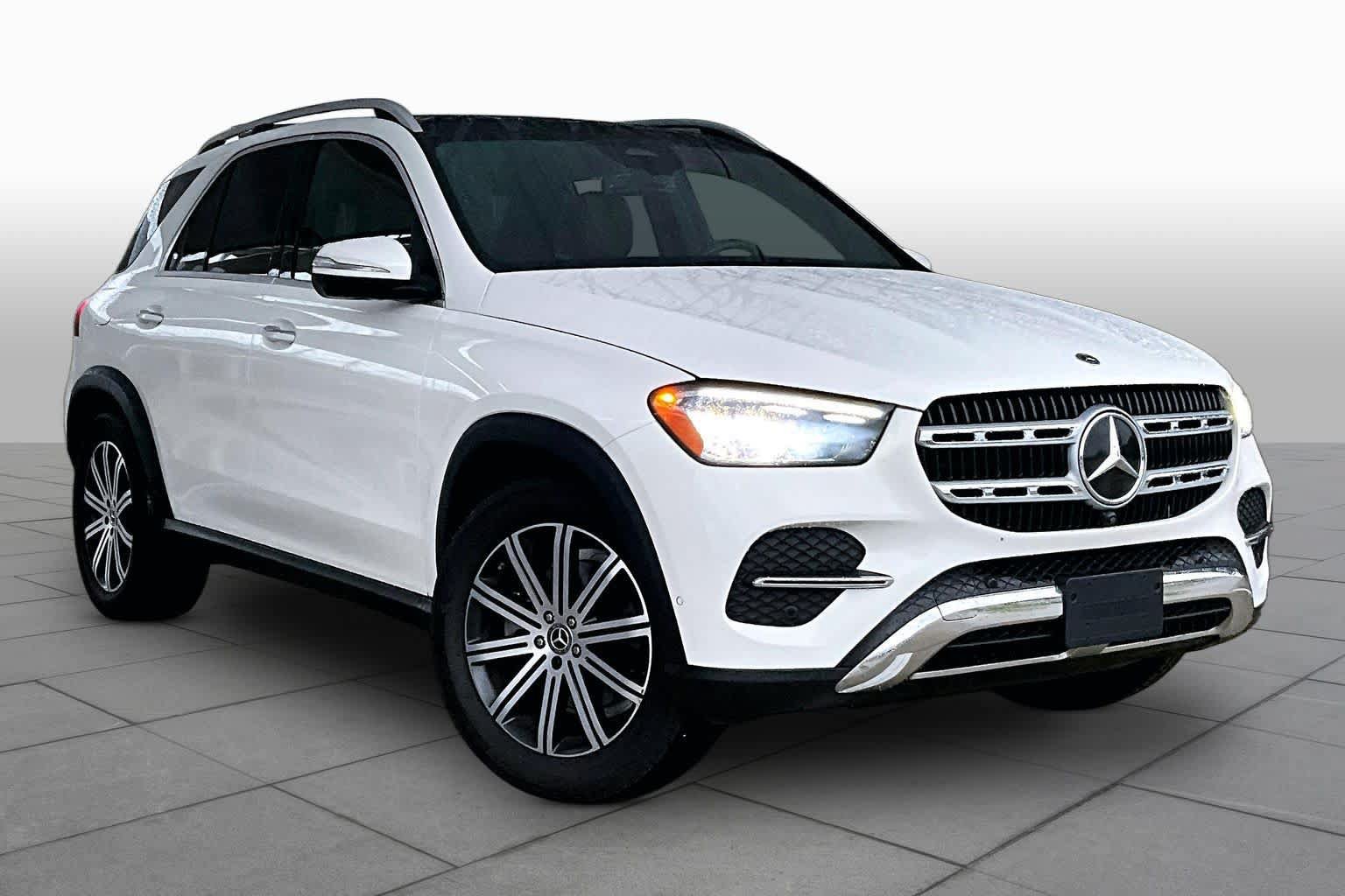 Used 2024 Mercedes-Benz GLE 350 4MATIC image 4
