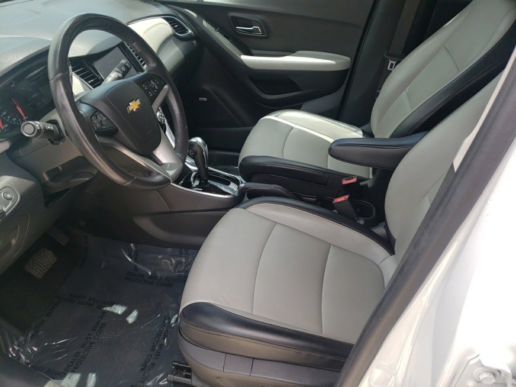 Used 2020 Chevrolet Trax Premier image 11
