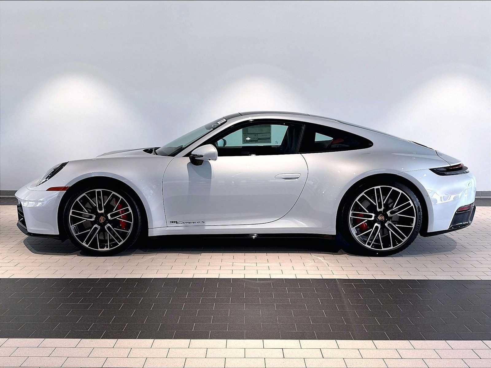 New 2026 Porsche 911 Carrera 4S AWD/4WD image 2