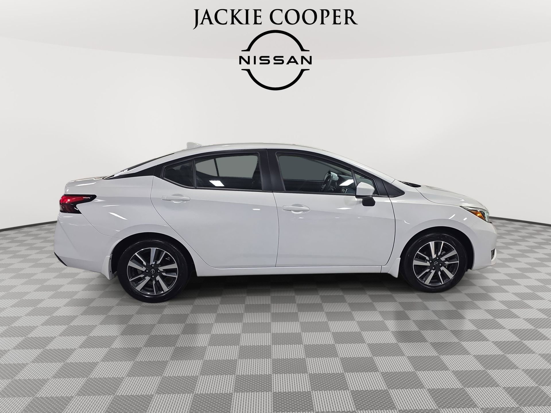 Certified 2025 Nissan Versa SV w/ Trunk Package image 4