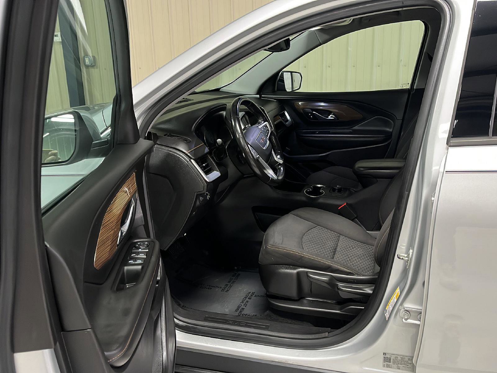 Used 2019 GMC Terrain SLE image 11