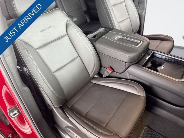 Used 2024 GMC Yukon Denali w/ Advanced Technology Package image 33