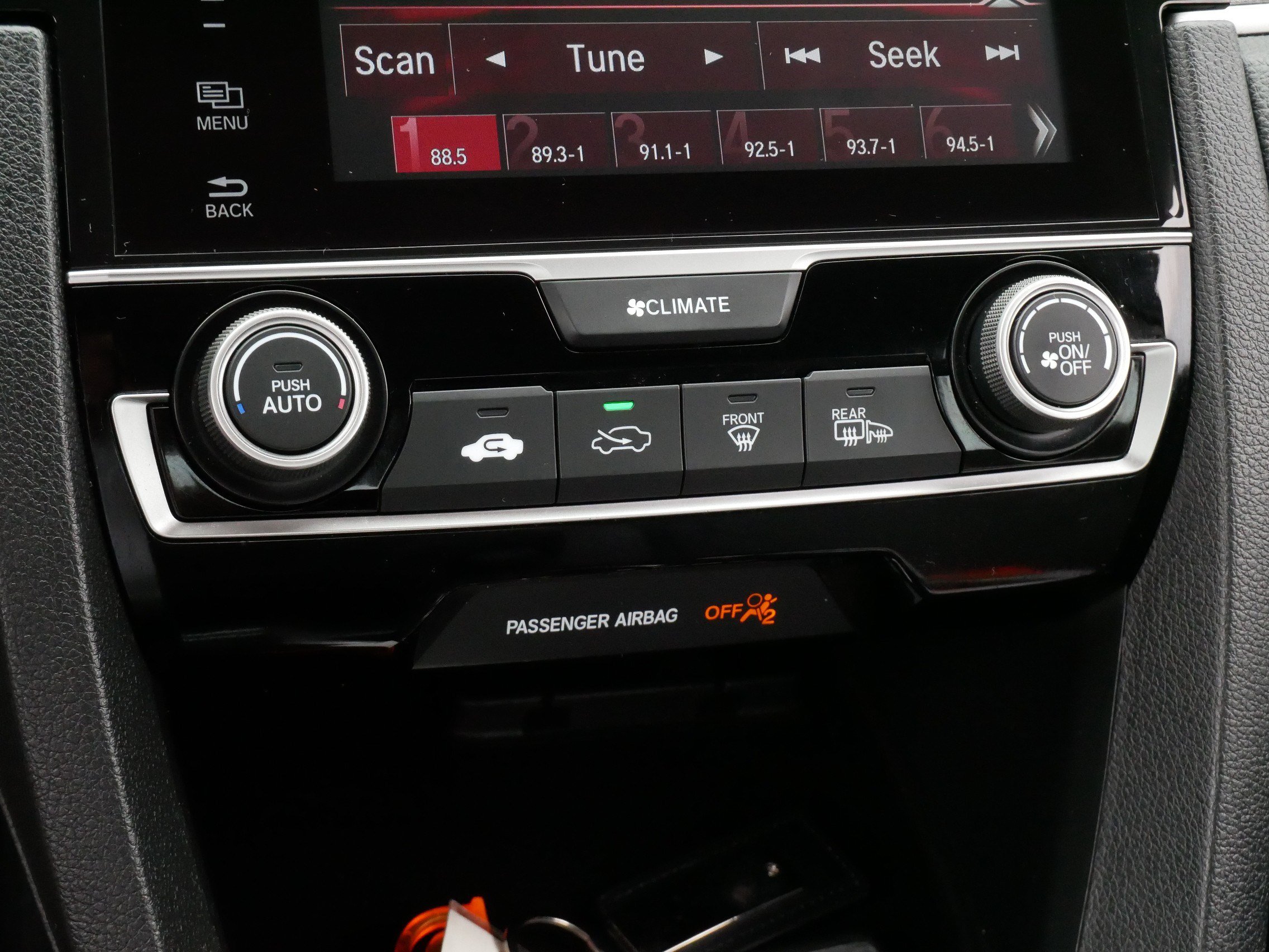 Used 2018 Honda Civic EX image 23