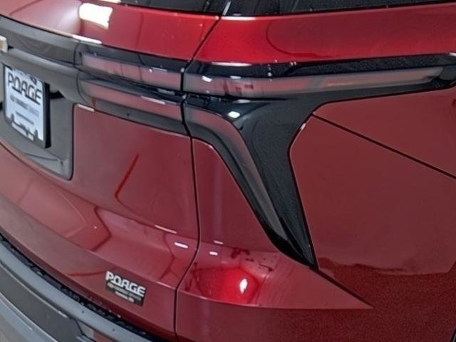 New 2027 Chevrolet Traverse LT w/ Sun and Wheel Package AWD/4WD image 13