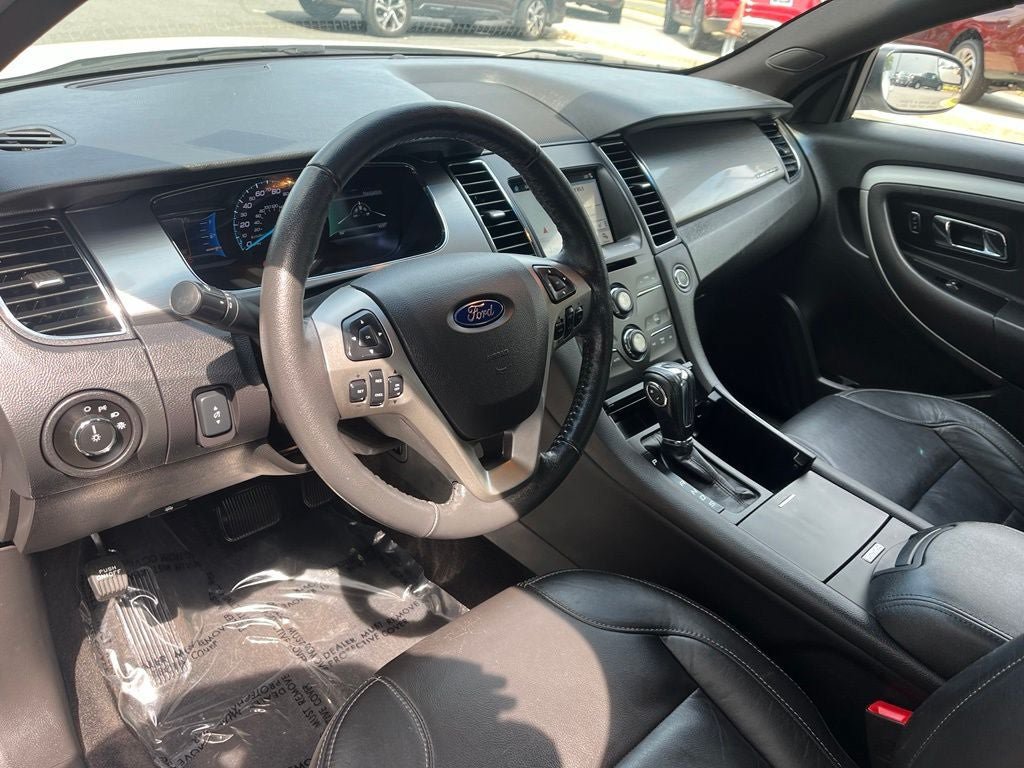 Certified 2017 Ford Taurus SEL w/ Equipment Group 201A FWD image 25