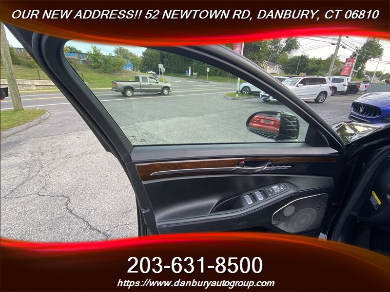 Used 2018 Genesis G90 3.3T Premium AWD/4WD image 9