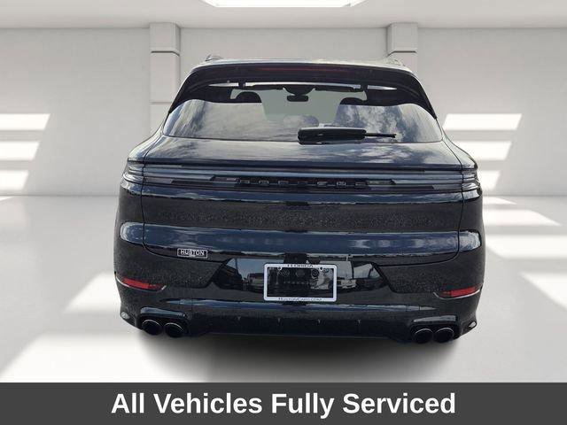 Used 2025 Porsche Cayenne GTS image 4