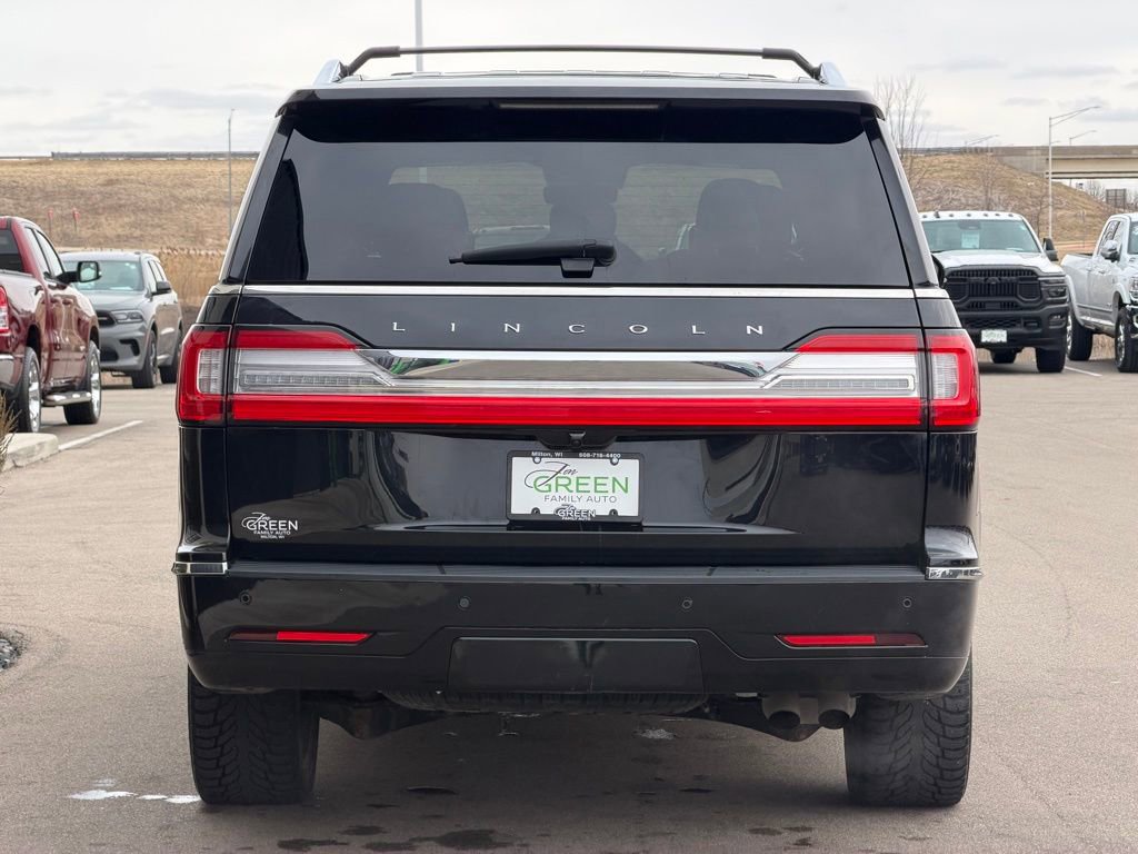 Used 2021 Lincoln Navigator L Reserve image 8