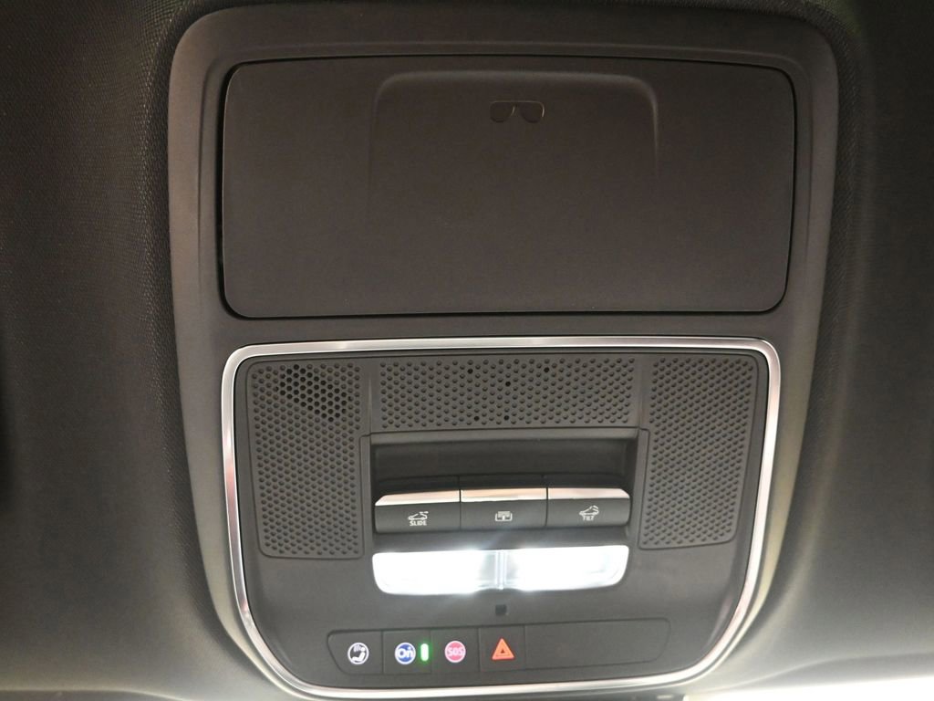 Used 2024 Chevrolet Traverse RS w/ LPO, Floor Liner Package image 18