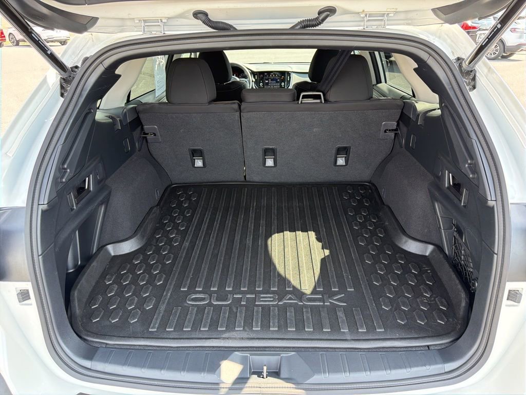 Certified 2025 Subaru Outback Premium image 17