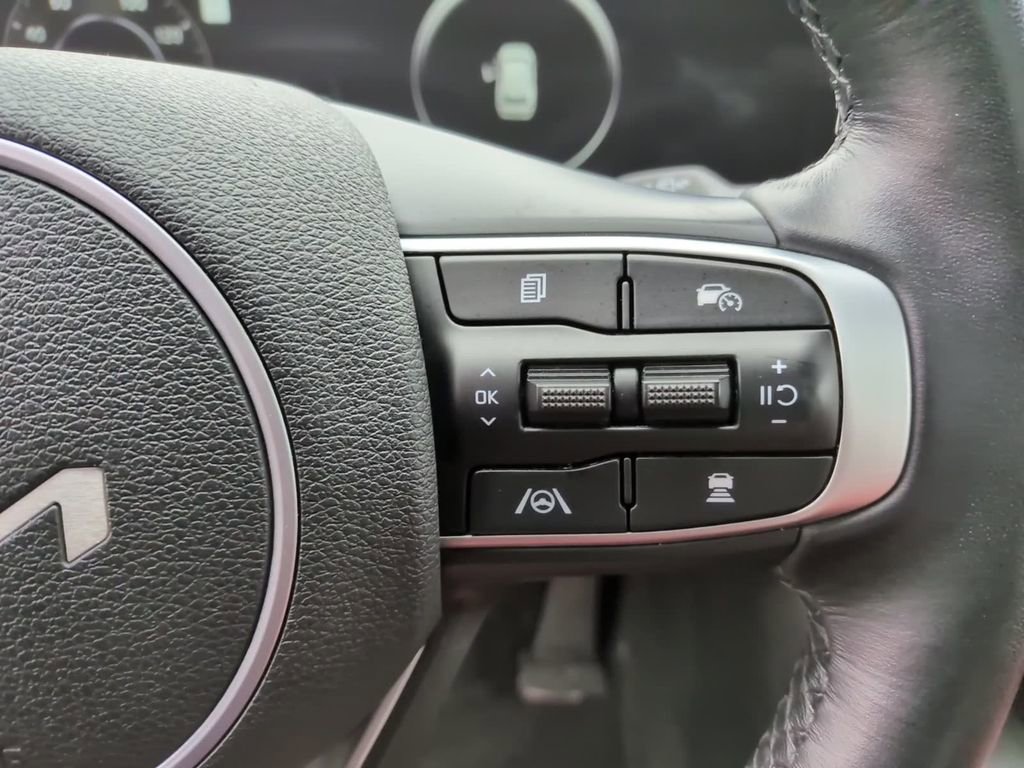 Used 2023 Kia Sportage SX image 25