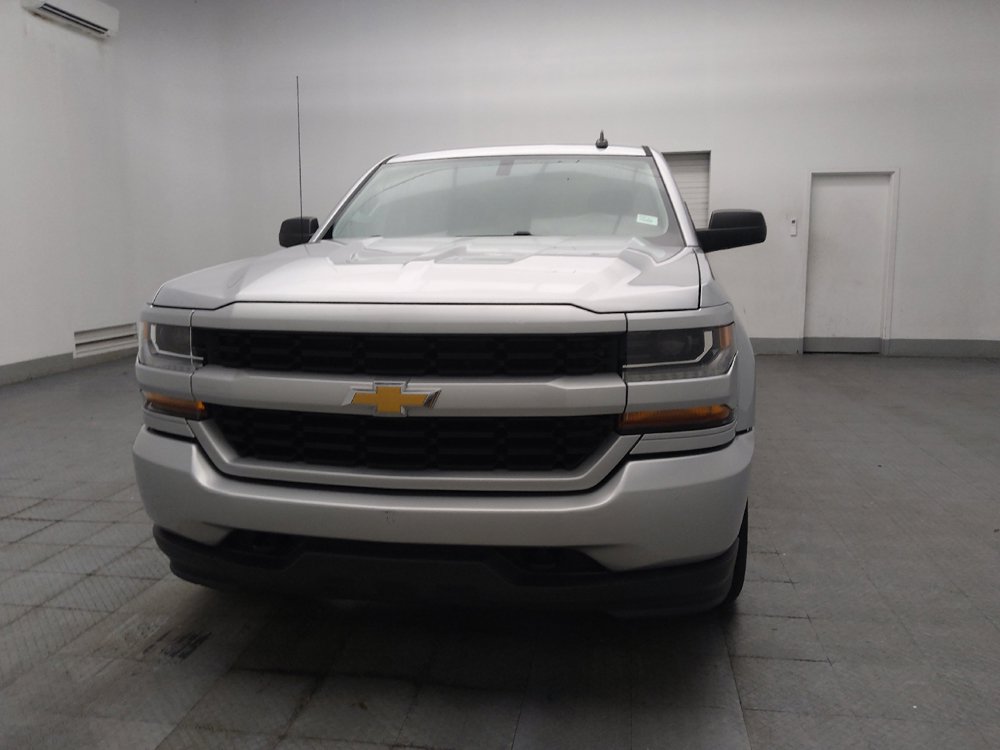 Used 2018 Chevrolet Silverado 1500 Custom w/ Custom Convenience Package RWD image 15