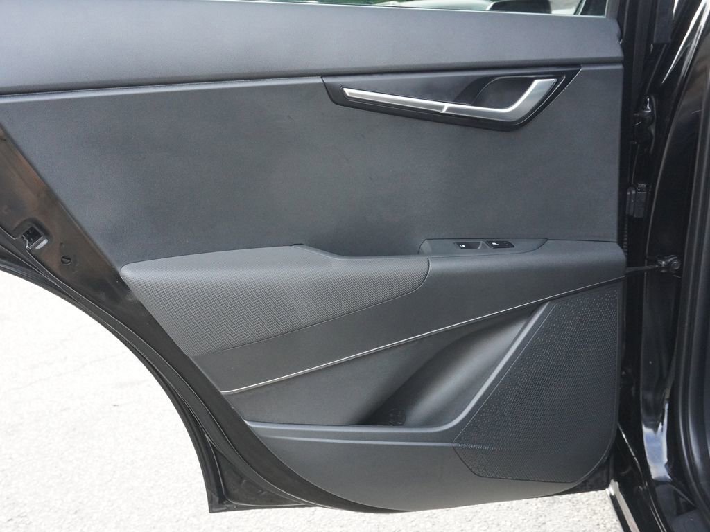 Used 2025 Kia Niro Wind w/ Wind Preserve Package FWD image 22