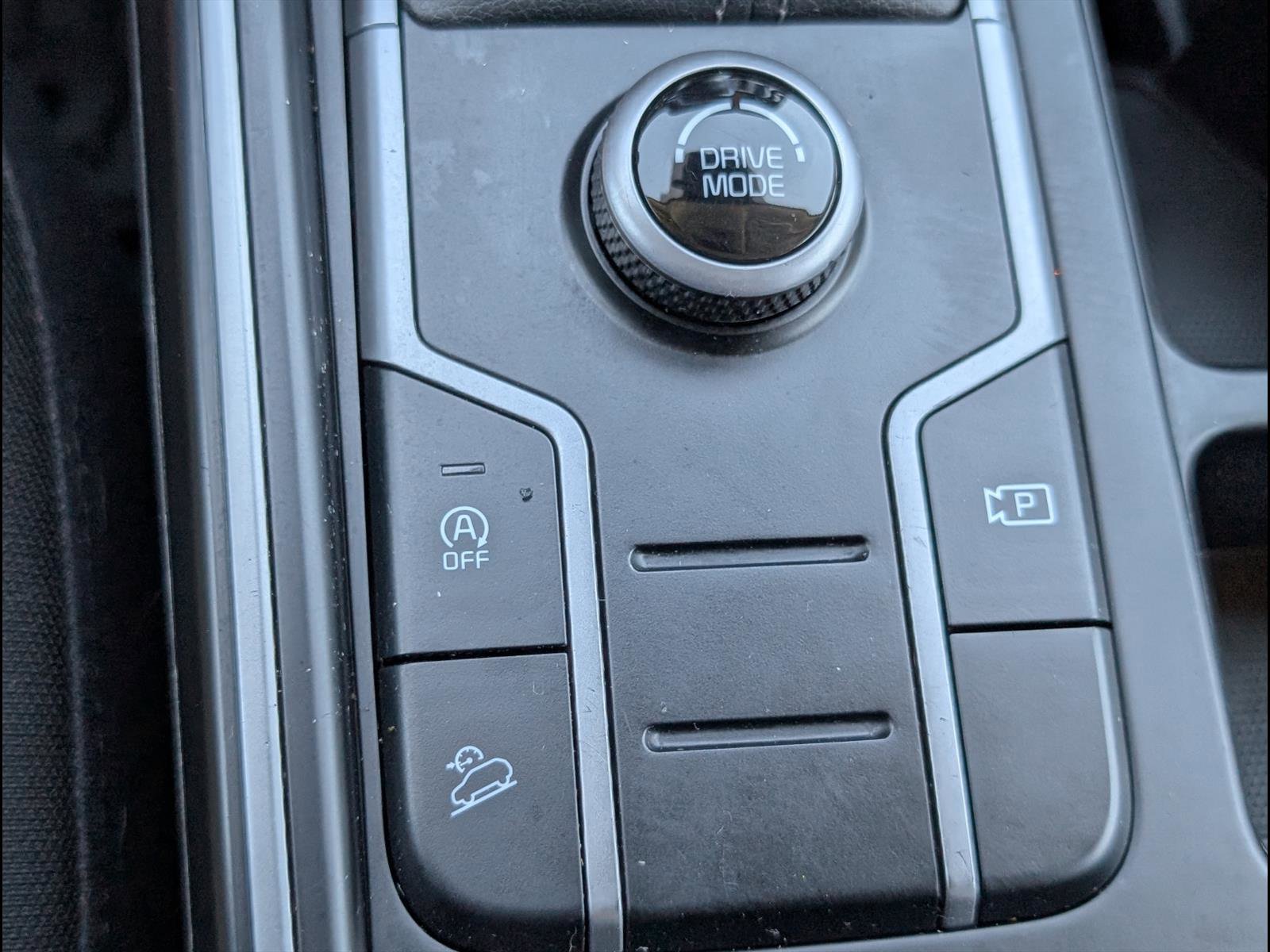 Used 2023 Kia Sorento LX image 13