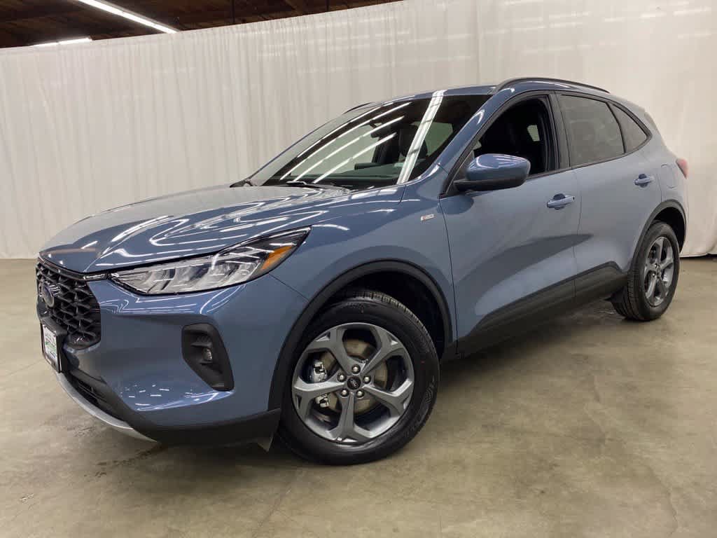 Used 2025 Ford Escape ST-Line Select