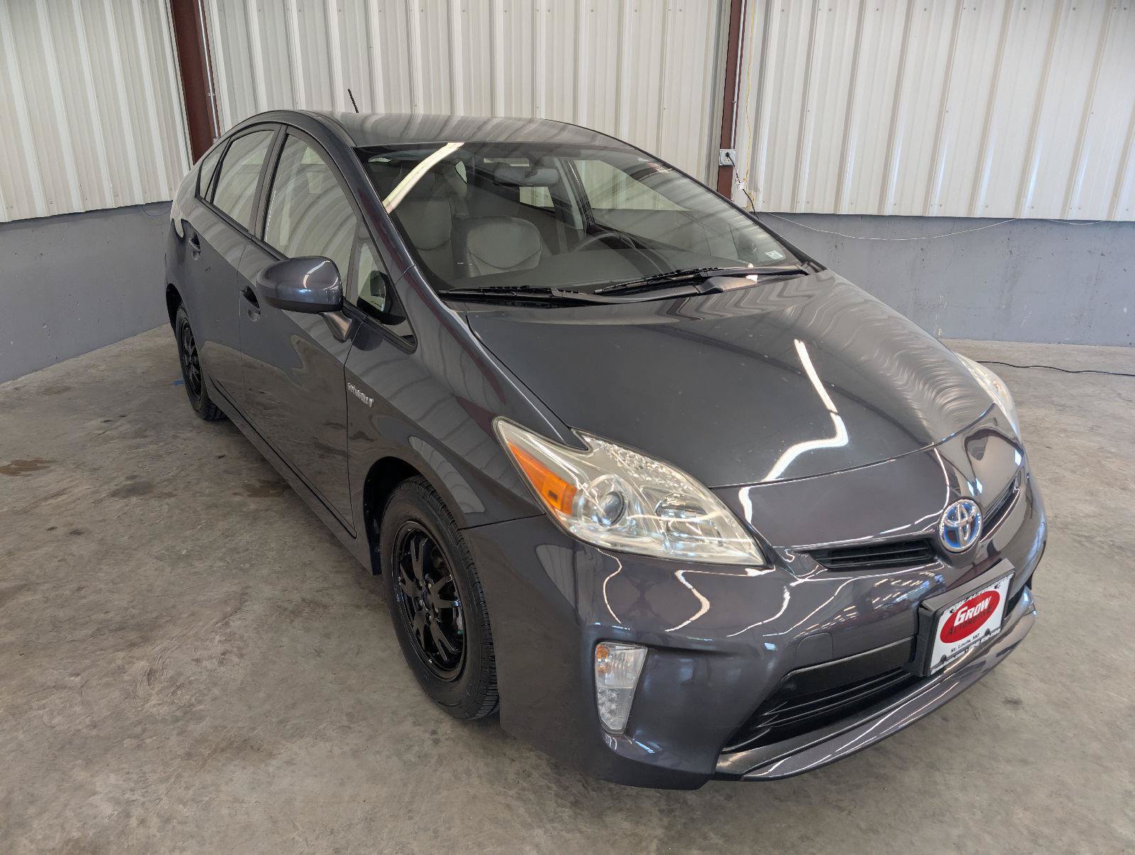 Used 2012 Toyota Prius Two FWD image 12