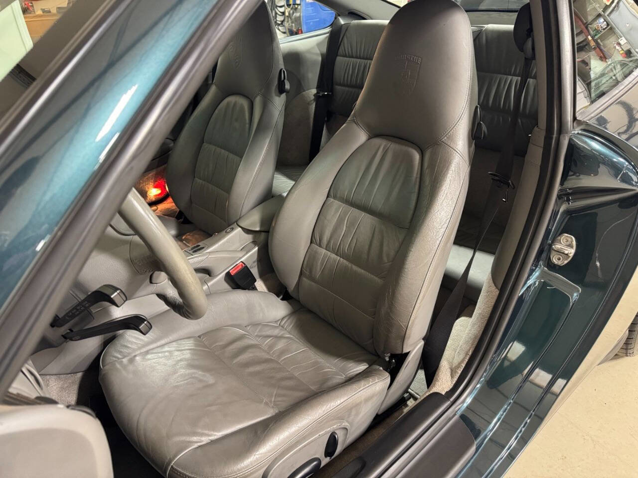 Used 2003 Porsche 911 Carrera image 20