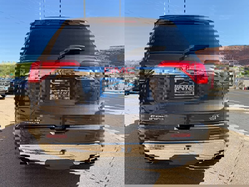 Used 2019 GMC Acadia Denali AWD/4WD image 26