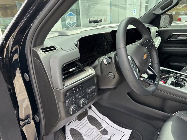 Used 2025 Chevrolet Tahoe Premier w/ Sun And Tow Package image 15