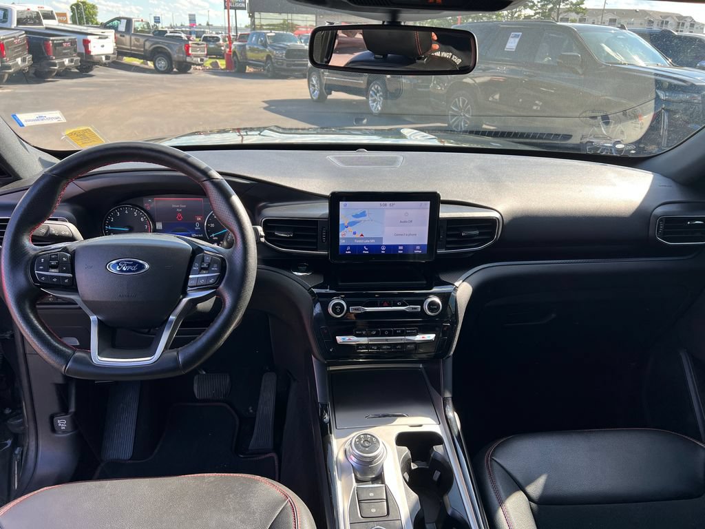 Used 2023 Ford Explorer ST-Line AWD/4WD image 24