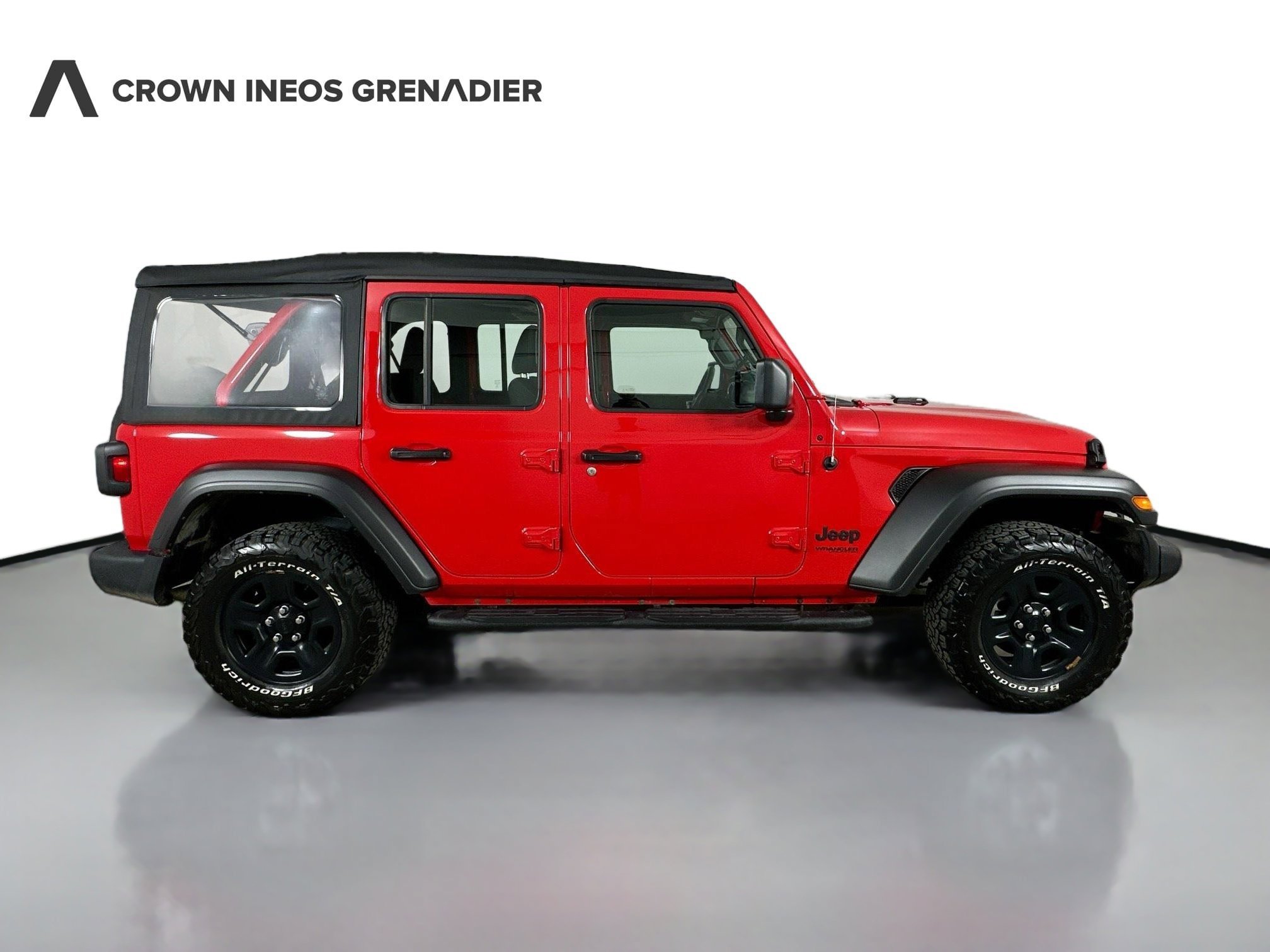 Used 2022 Jeep Wrangler Unlimited Sport AWD/4WD image 4