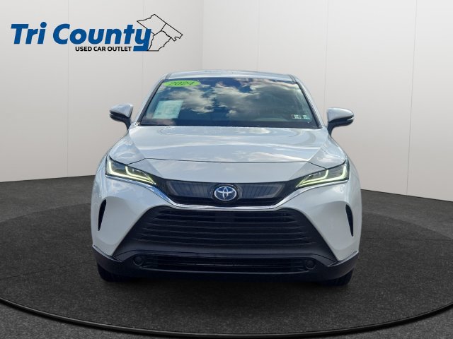 Certified 2024 Toyota Venza LE AWD/4WD image 2