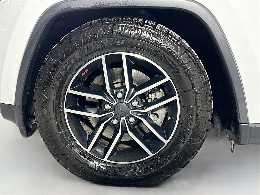 Used 2020 Jeep Grand Cherokee Trailhawk image 35