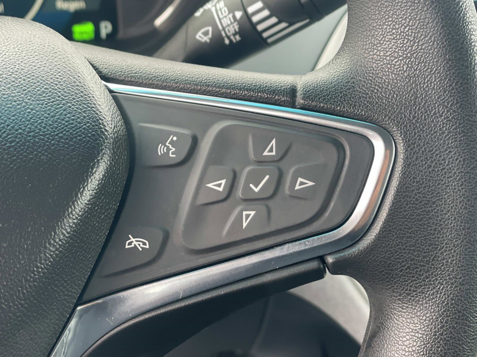 Used 2019 Chevrolet Bolt LT FWD image 12