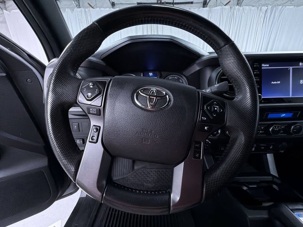 Used 2021 Toyota Tacoma TRD Sport w/ Technology Package AWD/4WD image 14