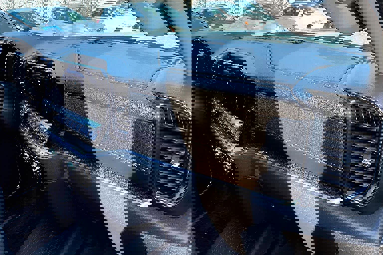 Used 2022 GMC Sierra 1500 Elevation image 17