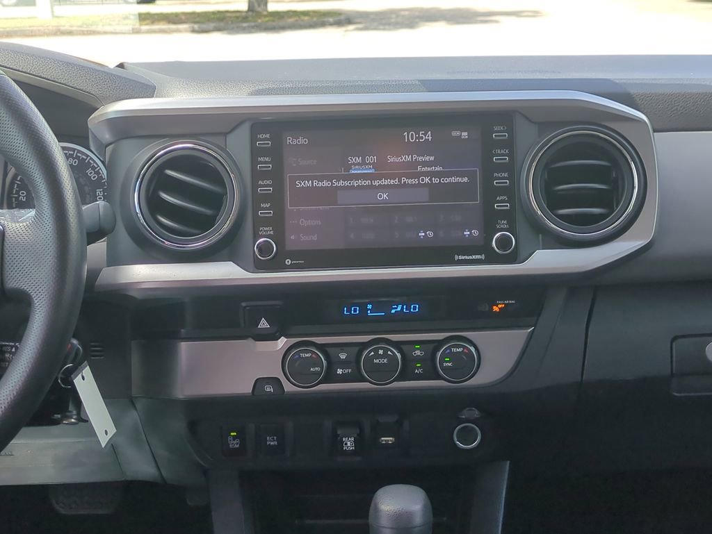 Used 2022 Toyota Tacoma SR5 w/ Technology Package RWD image 19