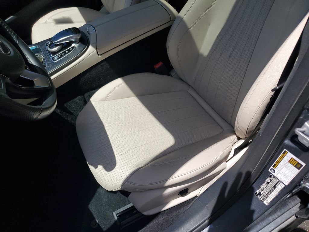 Used 2018 Mercedes-Benz E 300 4MATIC image 23