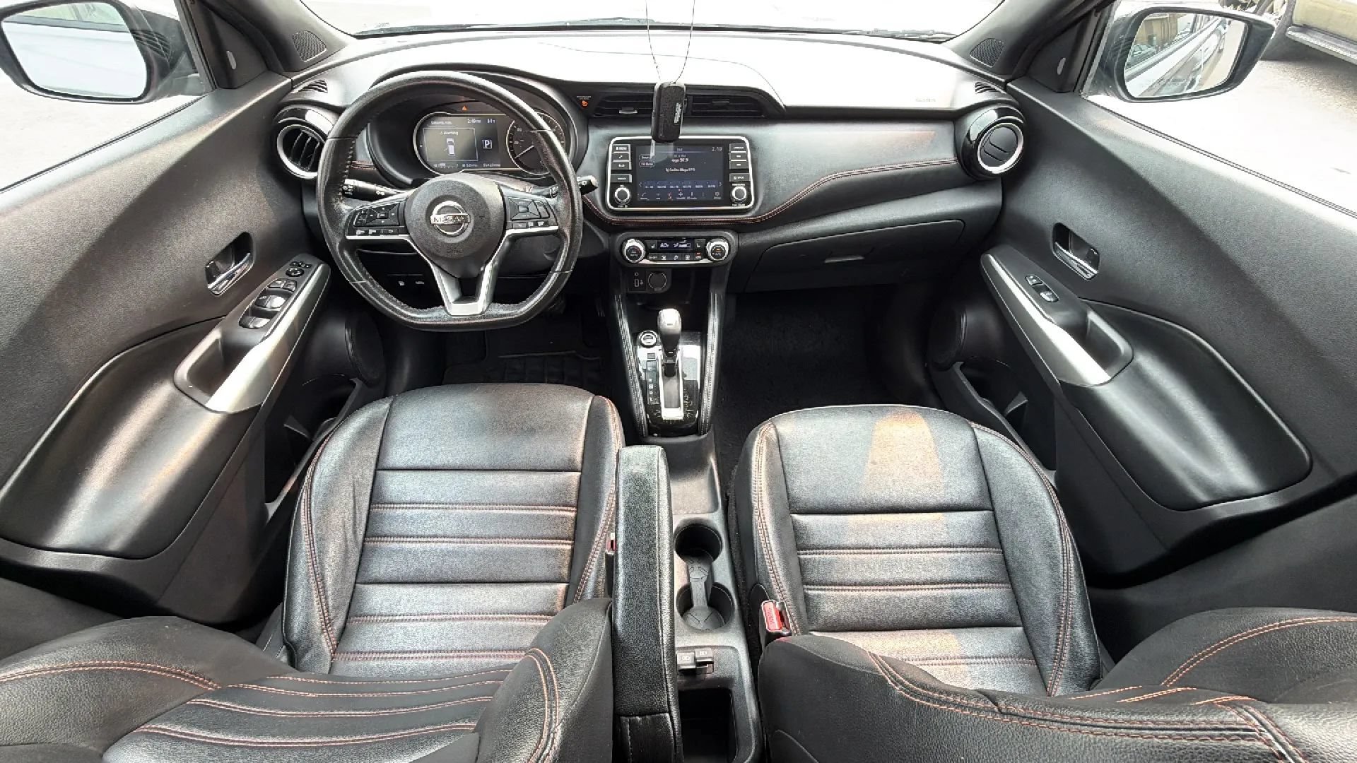 Used 2020 Nissan Kicks SR w/ SR Premium Package FWD image 29