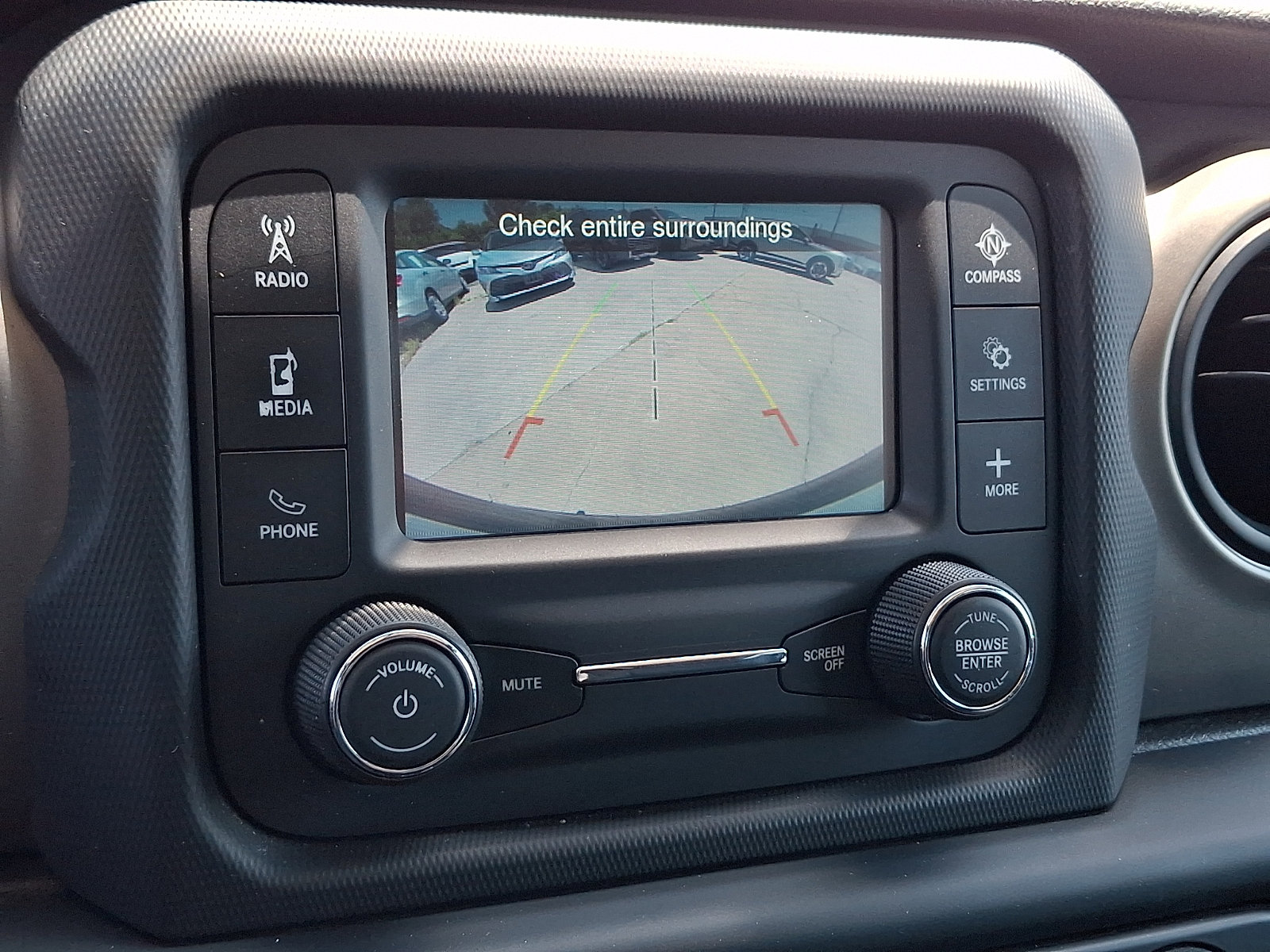 Used 2018 Jeep Wrangler Unlimited Sport S AWD/4WD image 24