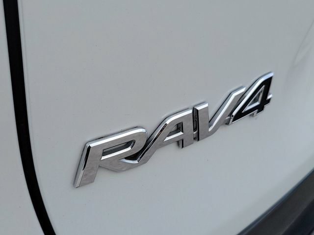 Used 2024 Toyota RAV4 XSE AWD/4WD image 6
