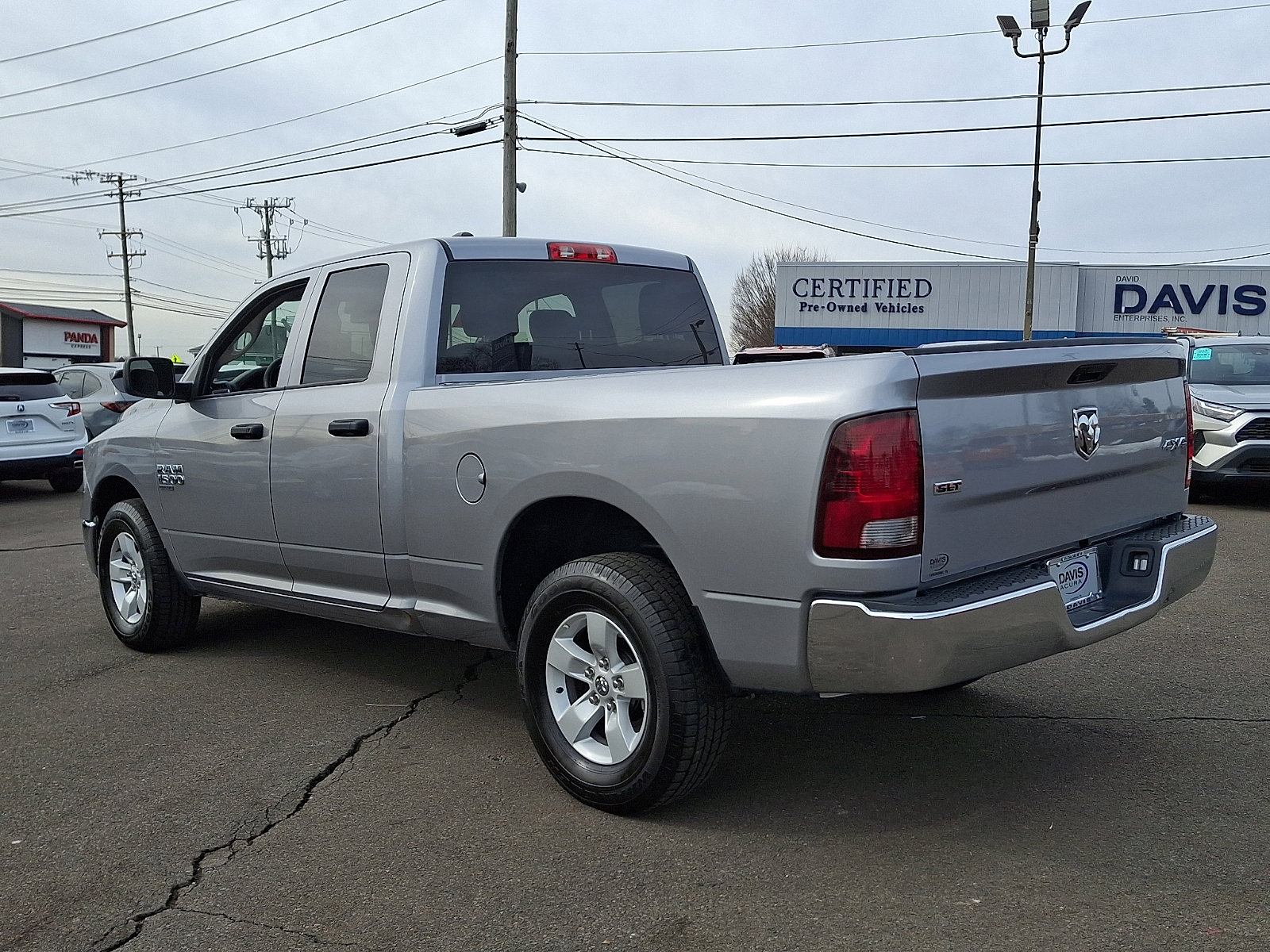 Used 2024 RAM 1500 Classic SLT image 5