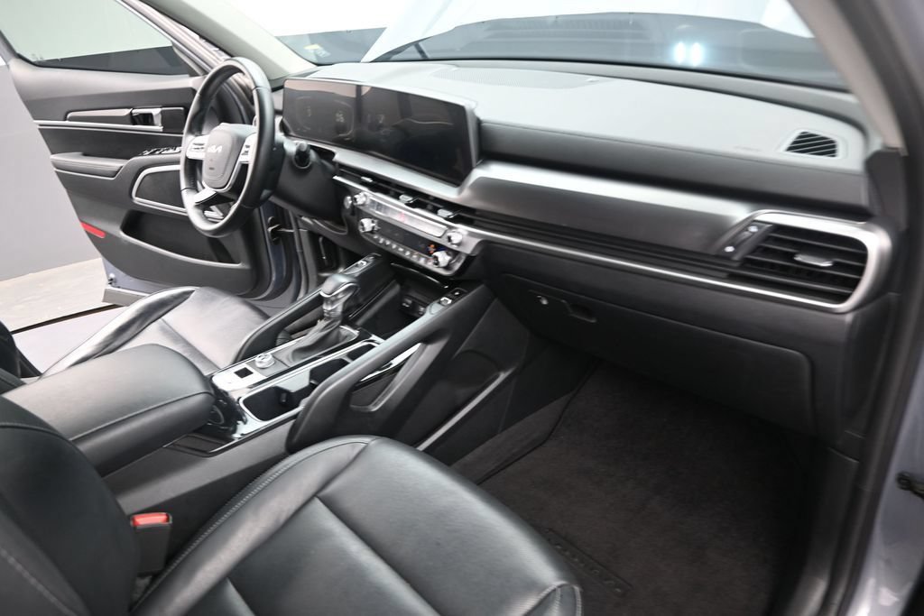 Used 2023 Kia Telluride S w/ S Sunroof Package FWD image 28