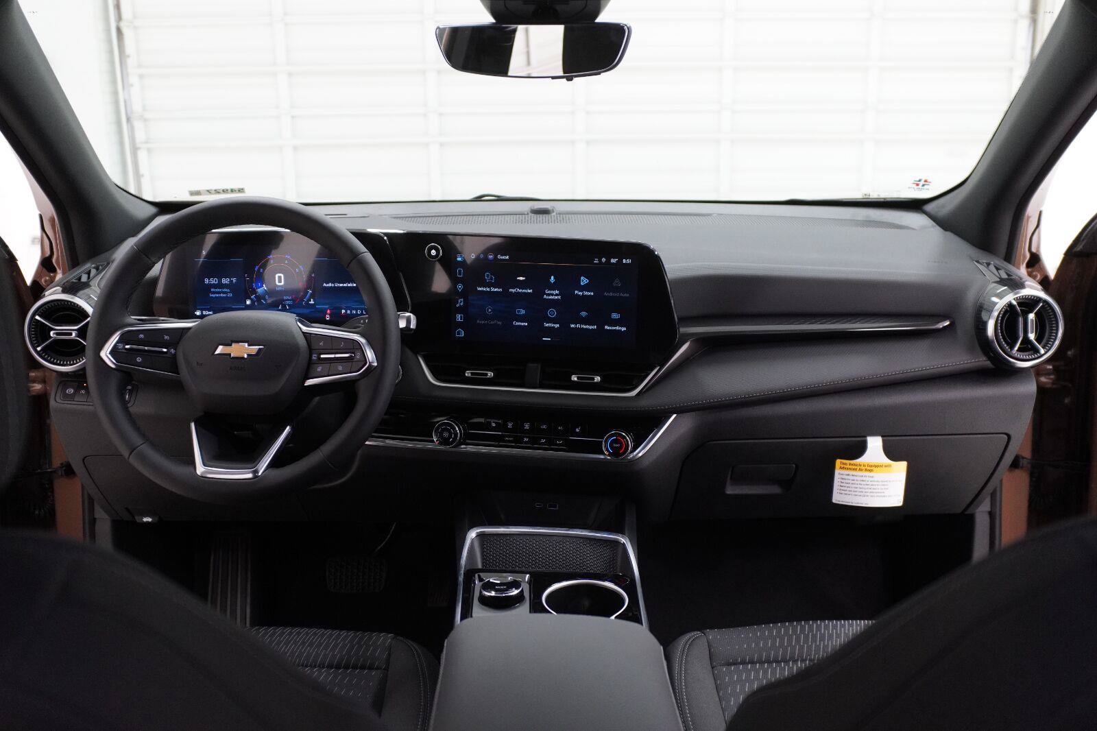 New 2027 Chevrolet Equinox LT w/ Safety and Technology Package FWD image 32