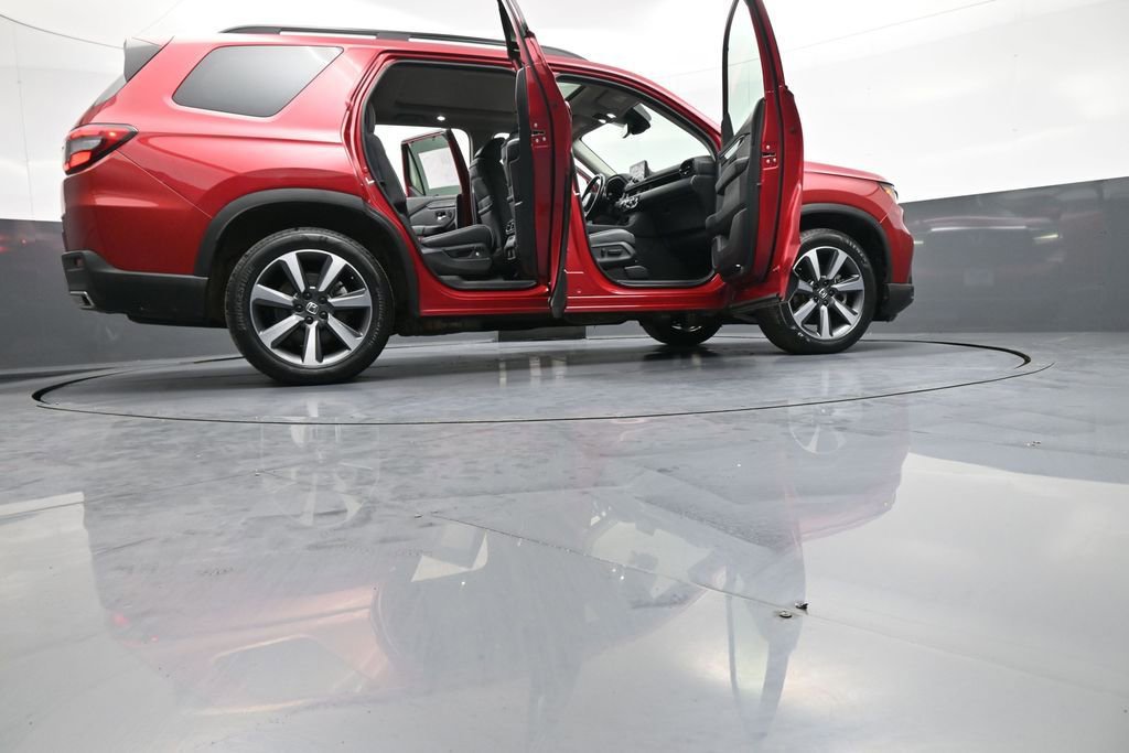 Certified 2023 Honda Pilot Elite image 50