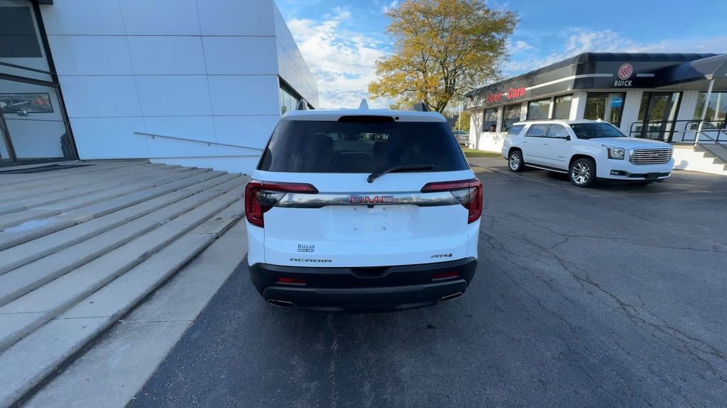 Certified 2023 GMC Acadia AT4 w/ Preferred Package image 7