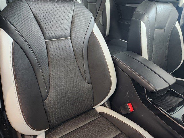 Certified 2025 Buick Envision Sport Touring image 13