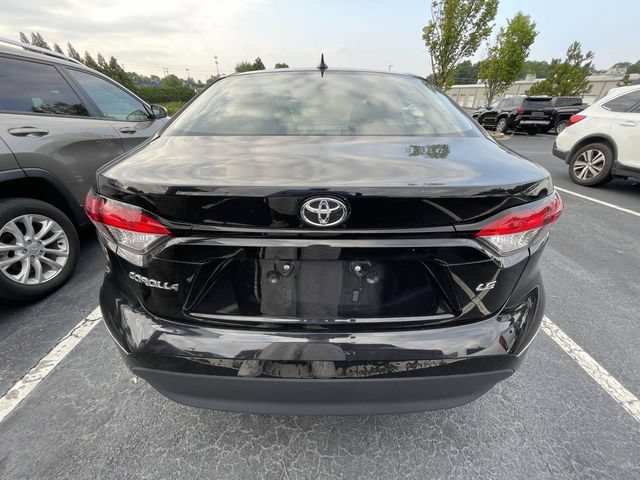 Used 2025 Toyota Corolla LE FWD image 13