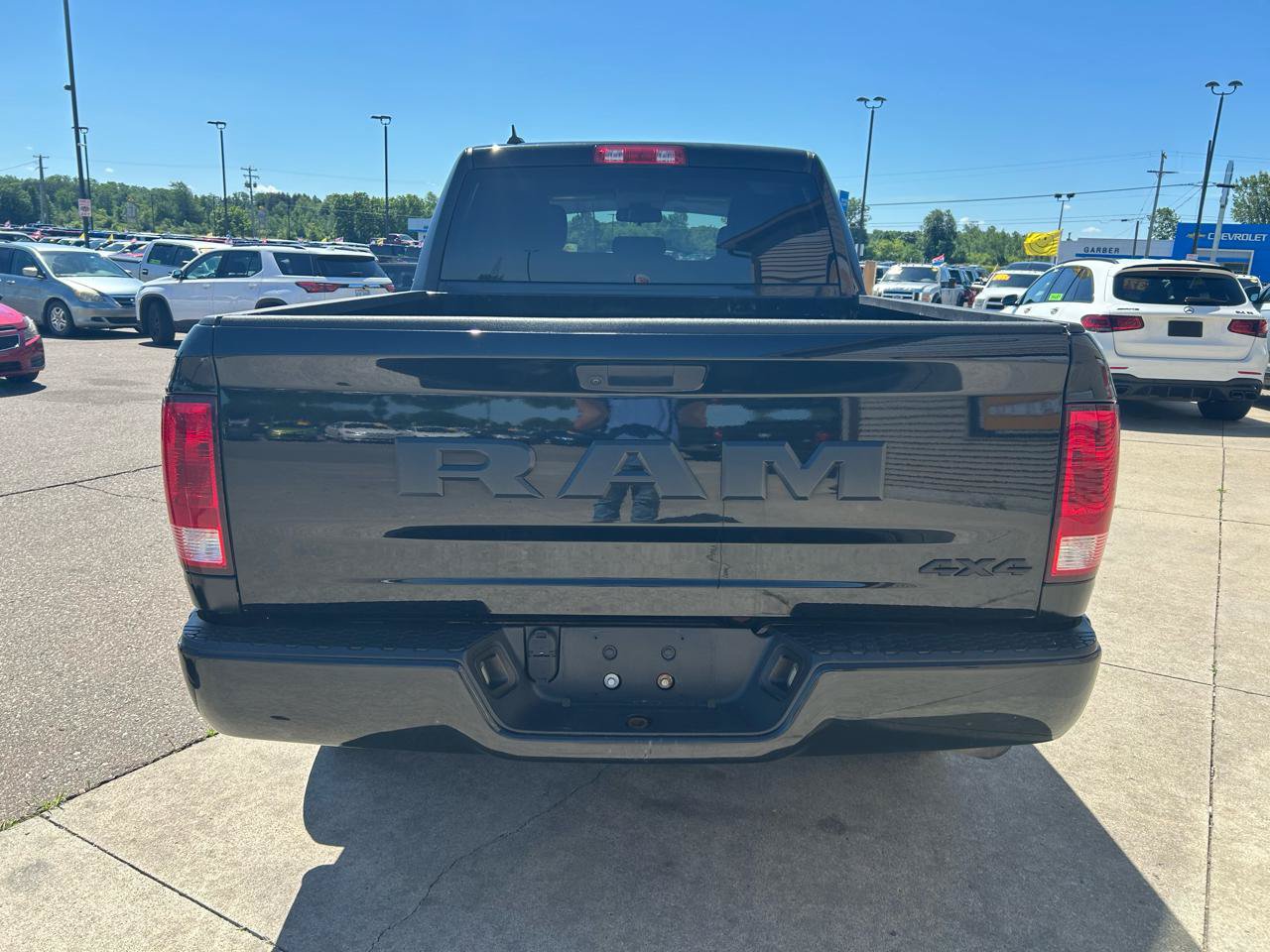 Used 2020 RAM 1500 Express w/ Wheel & Sound Group AWD/4WD image 6