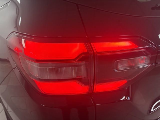 Used 2025 Honda Pilot Black Edition image 18