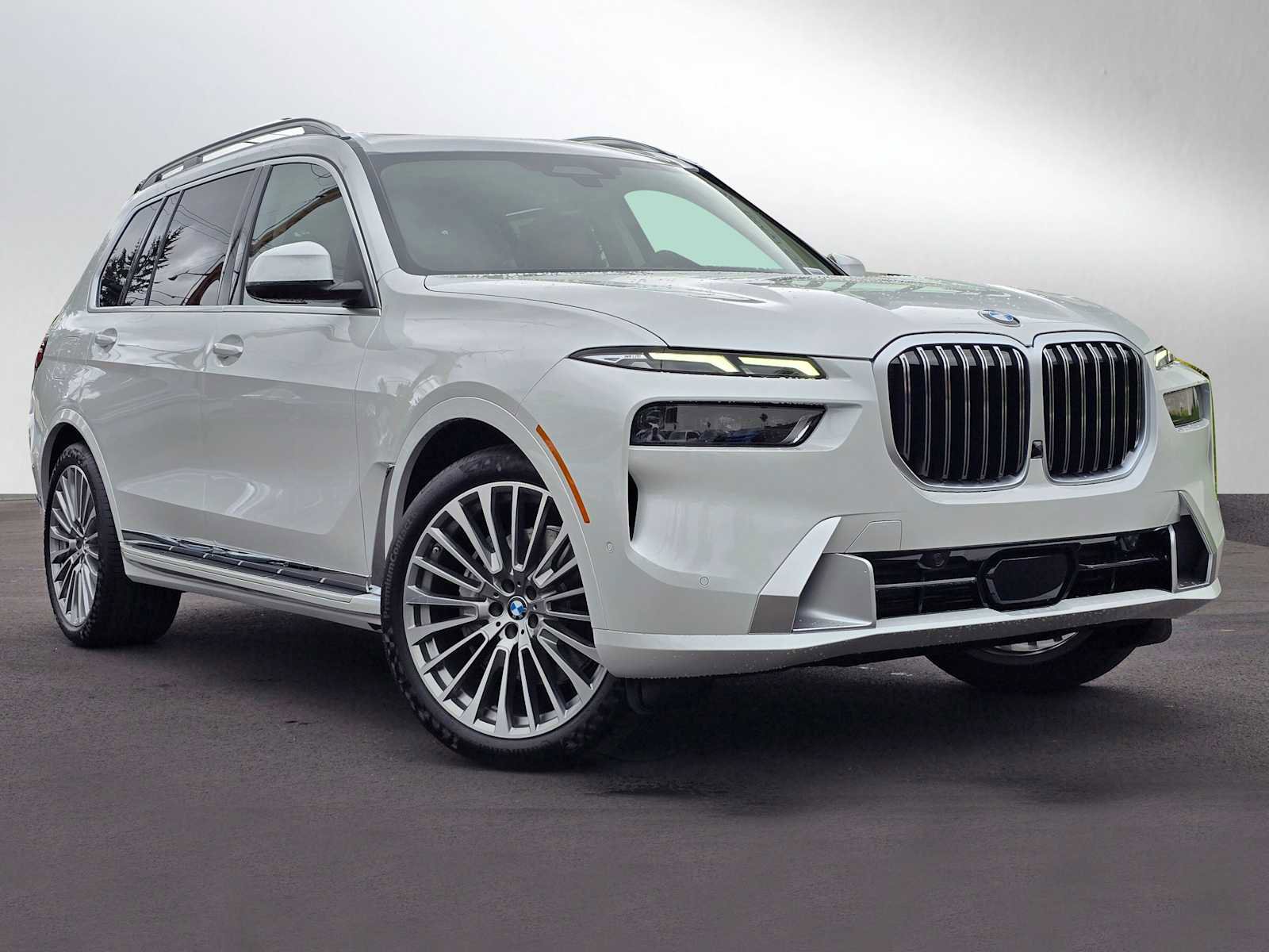 New 2026 BMW X7 xDrive40i w/ Executive Package video 1
